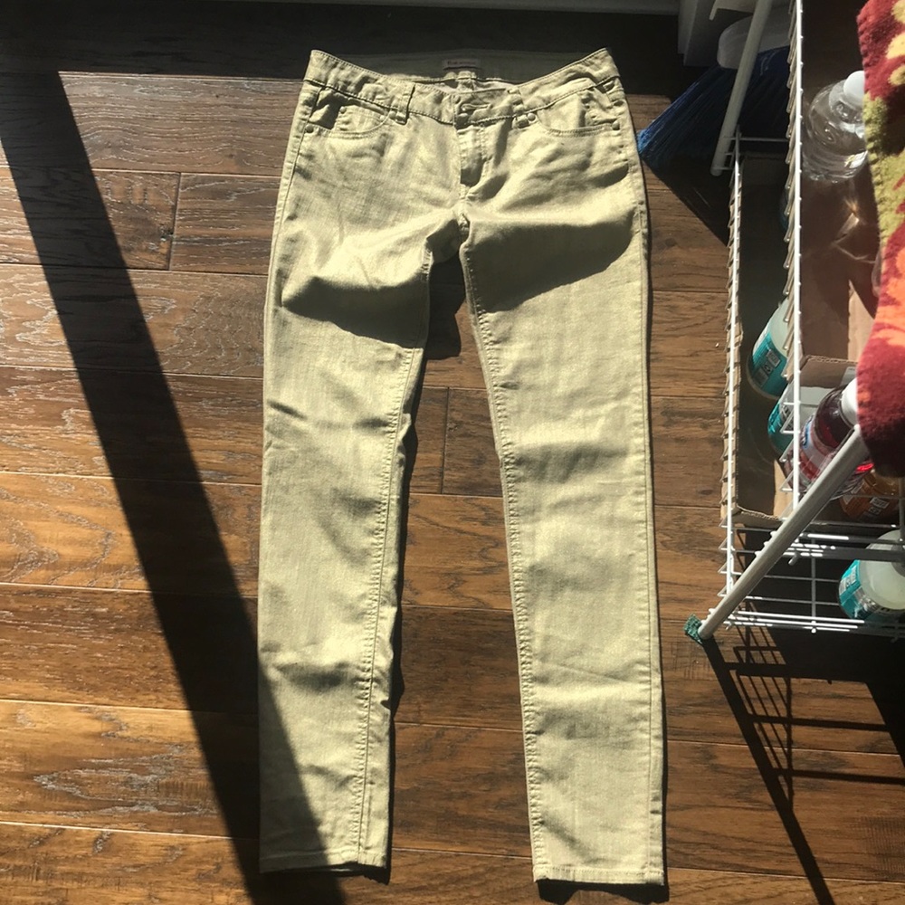 Fire Los Angeles… Gold skinny pants